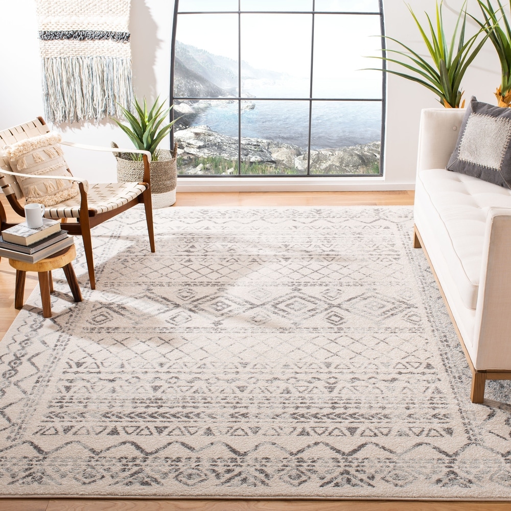 SAFAVIEH History Collection HIS563F Boho Tribal Distressed Oriental Living Room Dining Bedroom Accent Area Rug 4' x 6' Grey/Light Blue SAFAVIEH History Collection HIS563F Boho Tribal Distressed Oriental Living Room Dining Bedroom Accent Area Rug 4' x 6' Grey/Light Blue